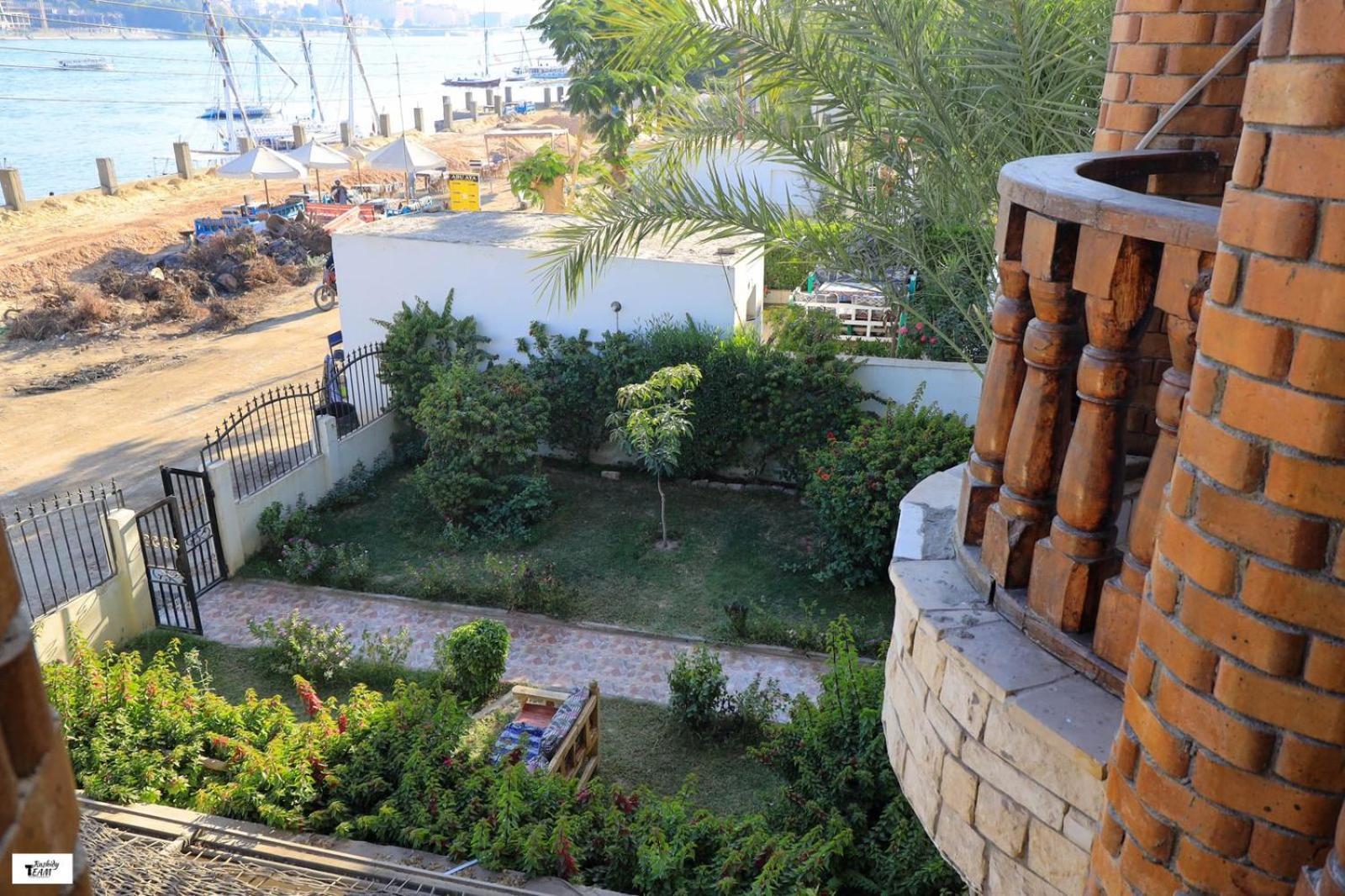 Nile Castle Apartment Luxor Exterior photo