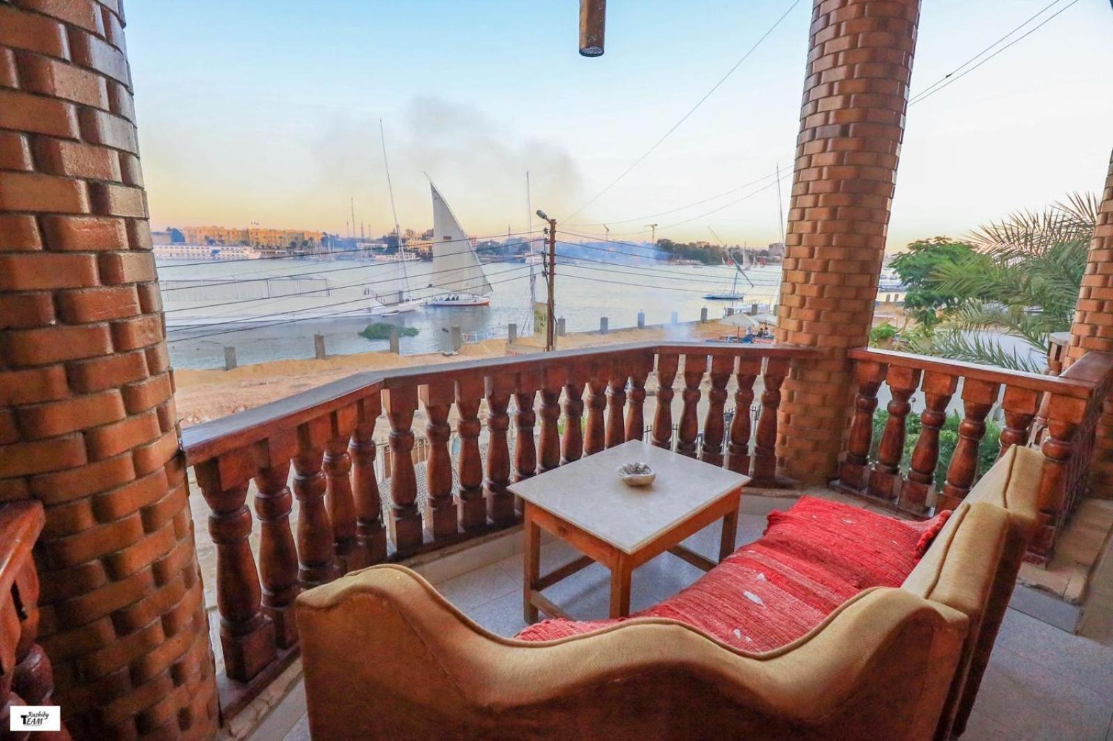 Nile Castle Apartment Luxor Exterior photo