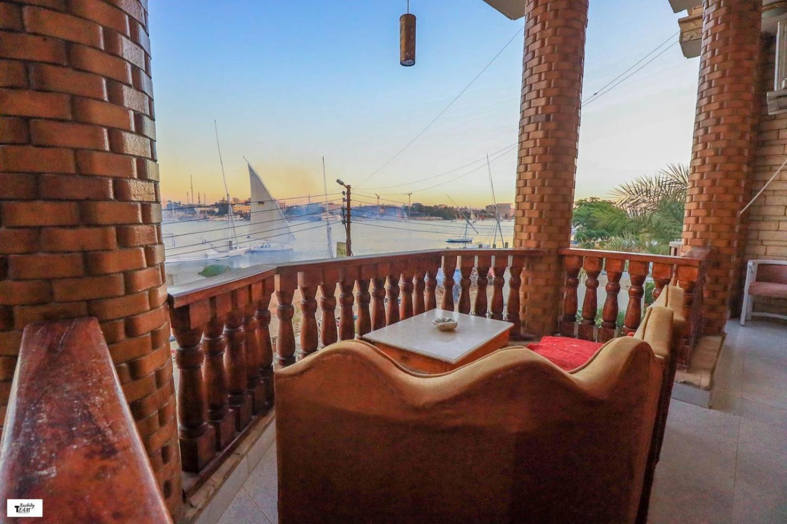 Nile Castle Apartment Luxor Exterior photo